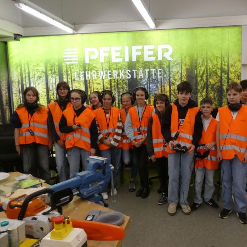 Betriebsbesichtigung Holz Pfeifer